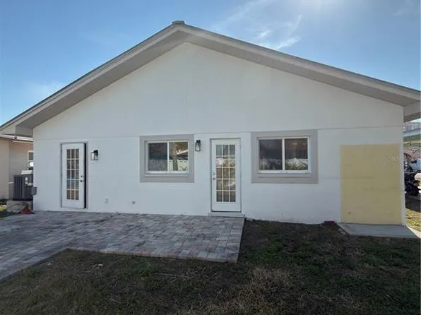 700 180th Ave E Lot 38, Saint Petersburg, FL 33708