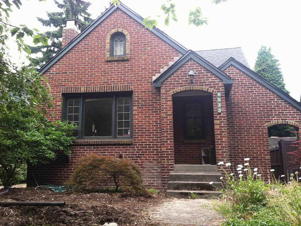 2nd image of 6533 32nd Ave NE