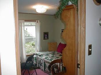 3rd image of 10 Goosefare Dr