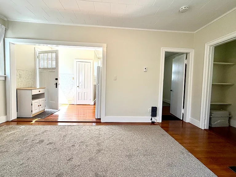 38 Webster St — Photo 9