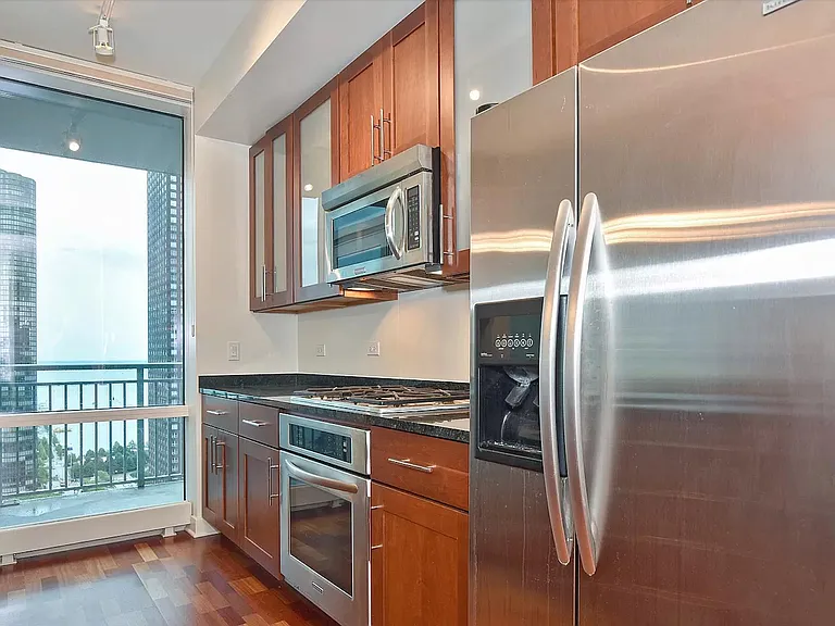 505 N McClurg Ct #3102 — Photo 25