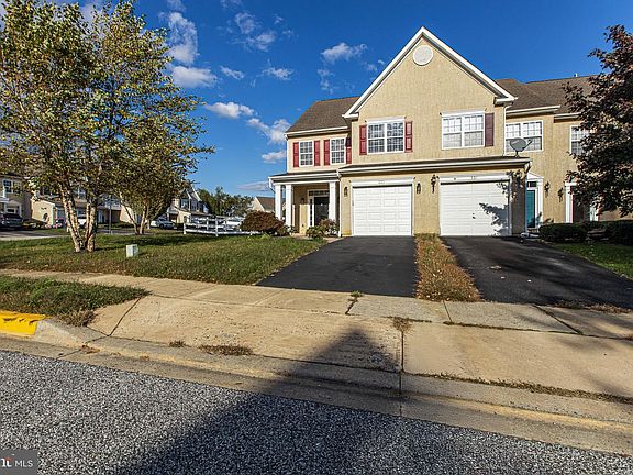 5th image of 233 Wilmore Dr