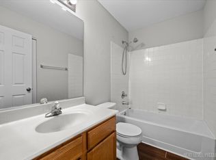 2819 White Thorn Cir, Naperville, IL 60564