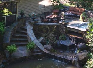 3130 Forest Lawn Dr, Matthews, NC 28104