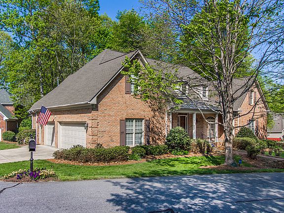 3rd image of 44 Kinglet Cir