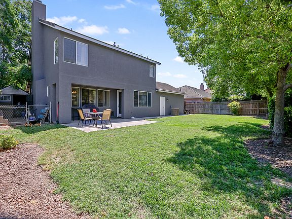5th image of 3809 S Pride St