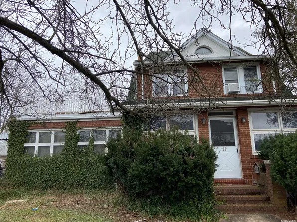 29 Rockaway Parkway, Valley Stream, NY 11580