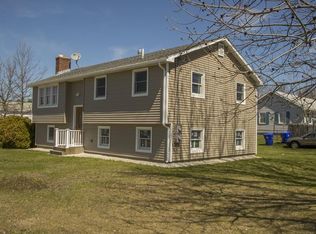 121 Derry St, Hudson, NH 03051