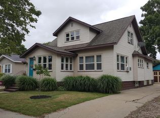 1126 Slayton Ave, Grand Haven, MI 49417