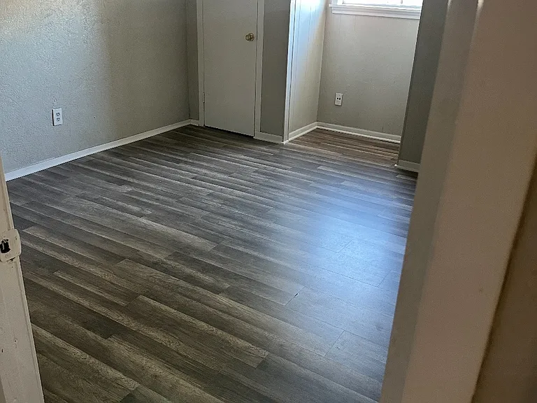 3618 Crestbrook Ct #2 — Photo 5