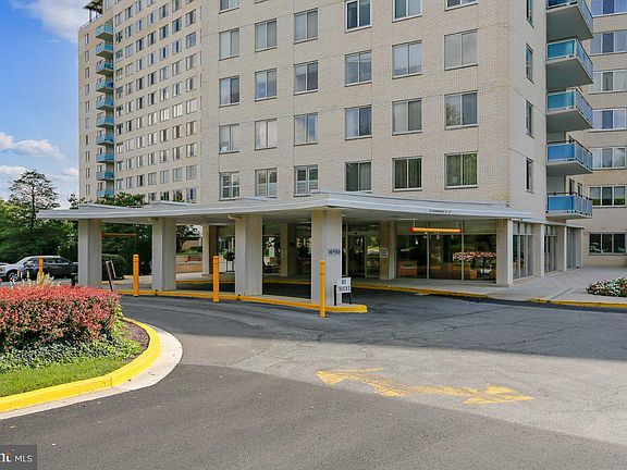 2nd image of 10500 Rockville Pike Unit 1109