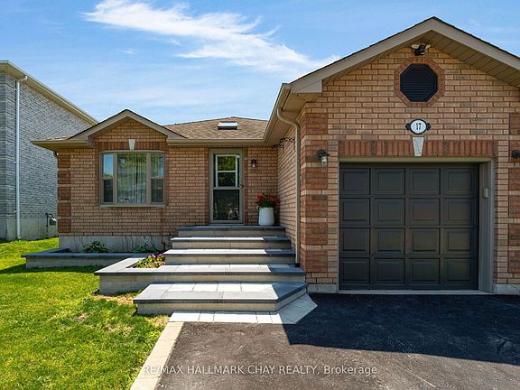 2nd image of 17 Benjamin Ln