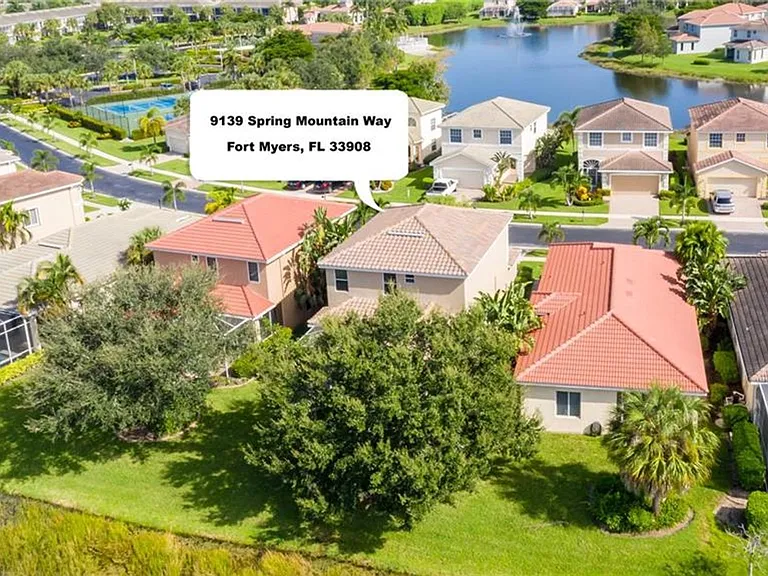 9139 Spring Mountain Way — Photo 2