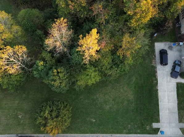 1245 Touchstone Dr, Indianapolis, IN 46239