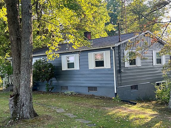 2nd image of 47531 Tomahawk Dr
