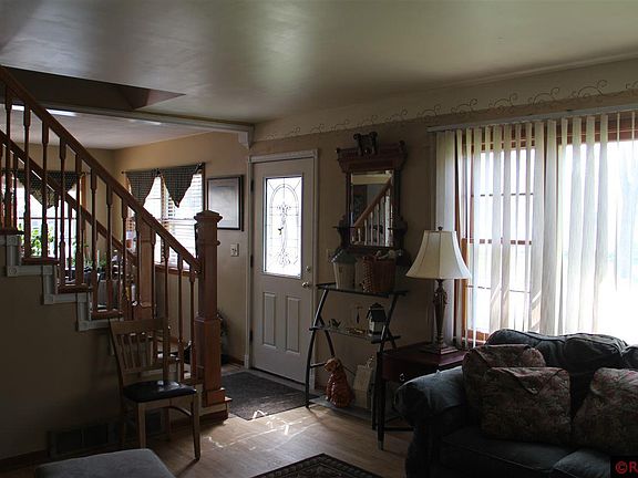 3rd image of 137 N Mayfair Dr