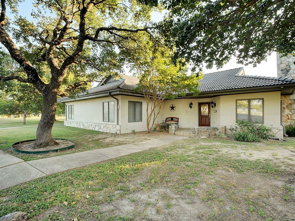 1st image of 1924 Clubhouse Hill Dr #25