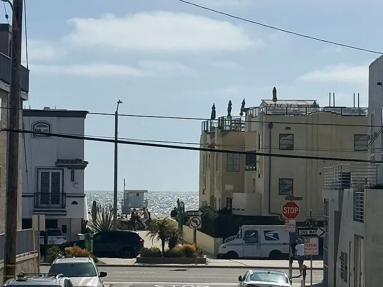 King Harbor — Photo 15