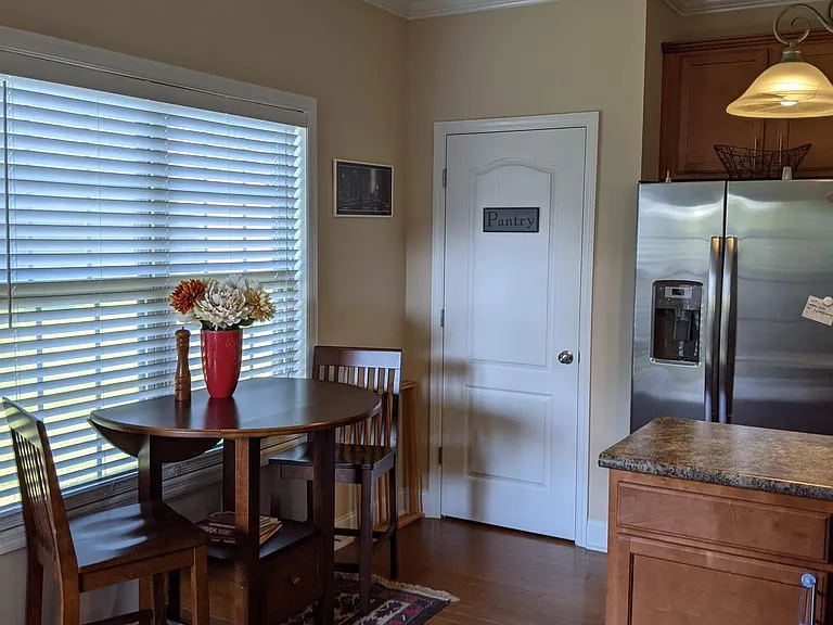 104 Chelsea Park — Photo 10