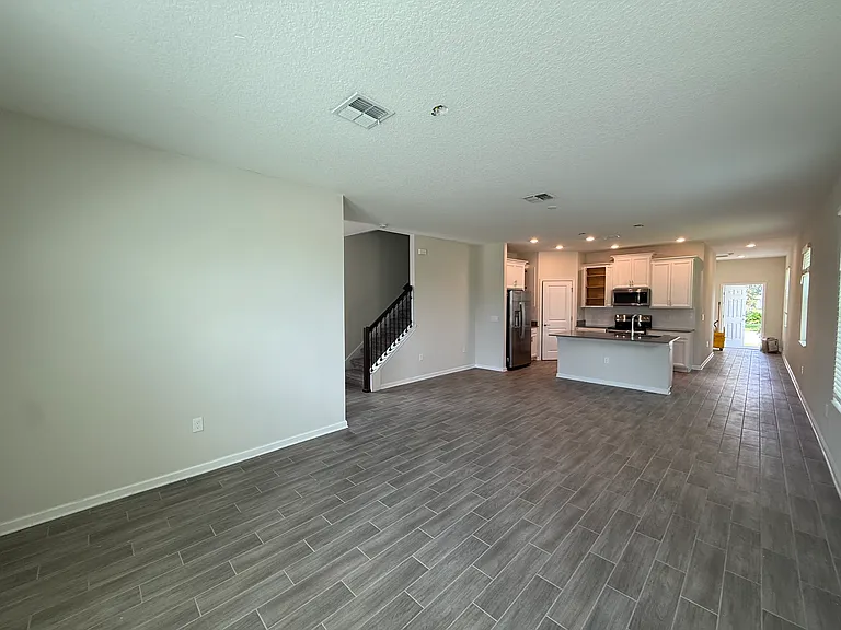 17016 Quicksilver Ave — Photo 8