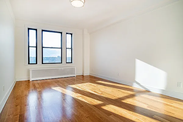 Rented by Rita S Citrin, LREB | media 5