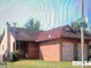 2416 Austin Dr, Springfield, IL 62704