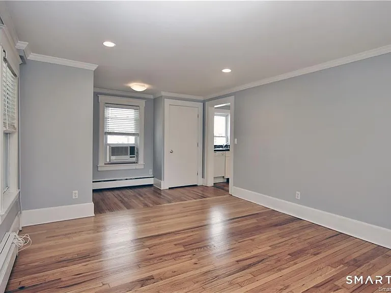 7 Bible St #1 — Photo 4
