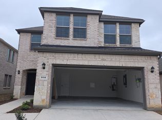 916 Lost Mine Trl, Little Elm, TX 75068