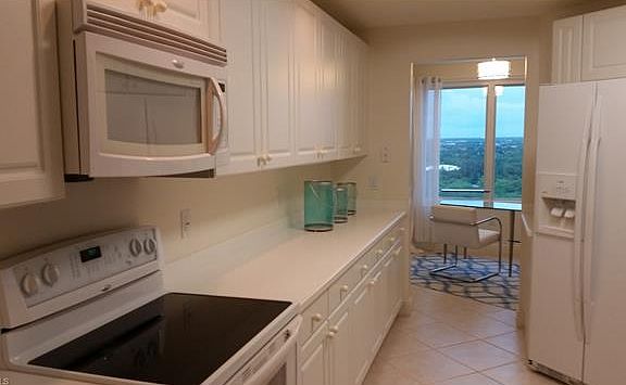4th image of 2743 1st St APT 1605
