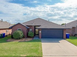 2517 Northern Hills Rd, Norman, OK 73071