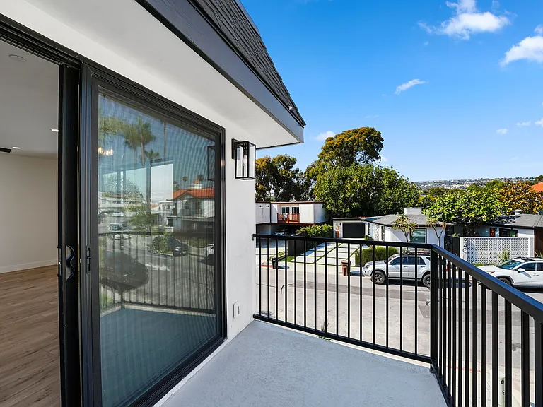 243 Avenida Montalvo #6 — Photo 16