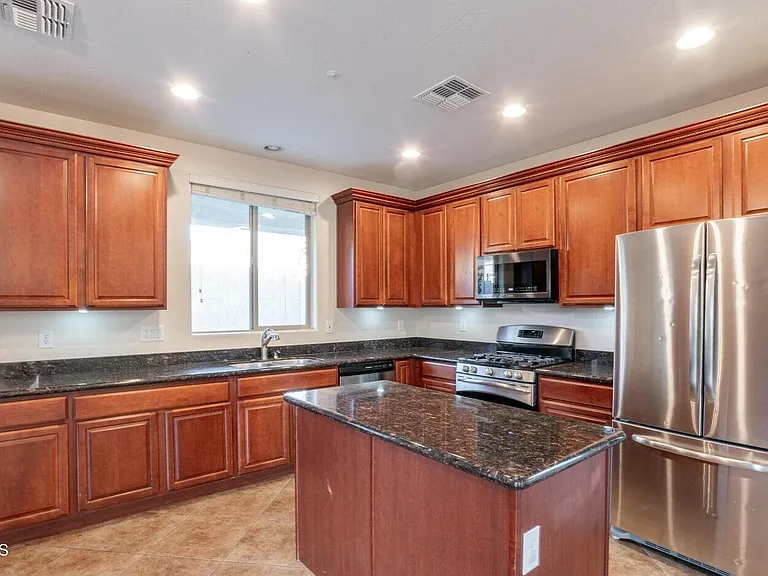 7364 W Palo Brea Ln — Photo 11