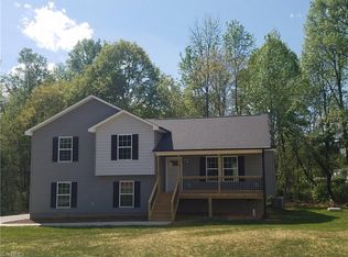 258 Amandale Ln, Lexington, NC 27295