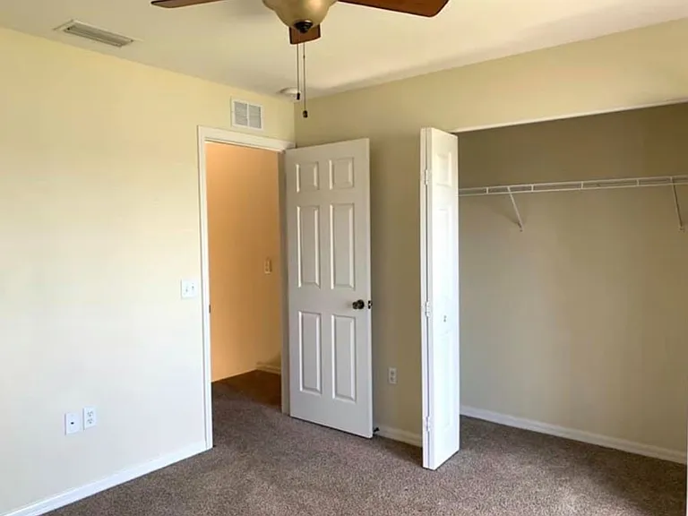 Rainbow Lake Apartments — Photo 5