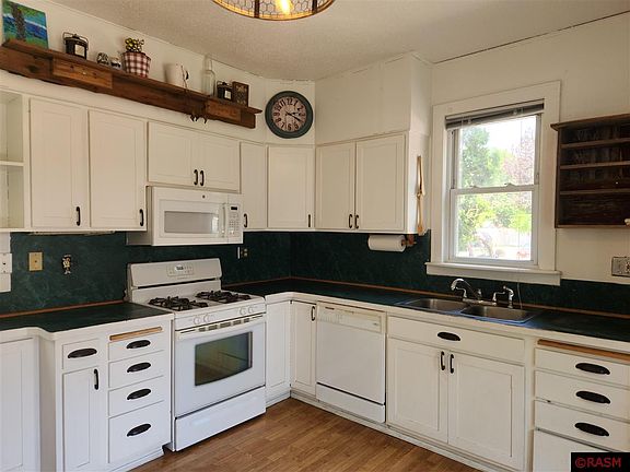 2nd image of 413 W Nassau St