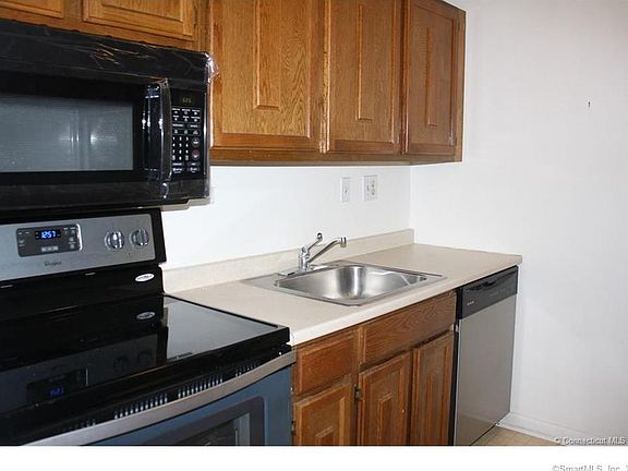 5th image of 100 Kane St APT C7