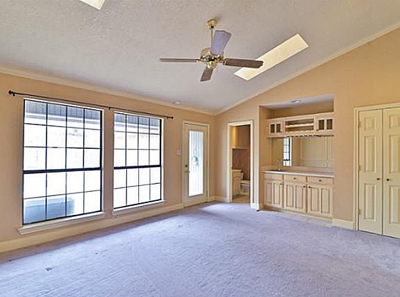 5th image of 1306 Spyglass Dr
