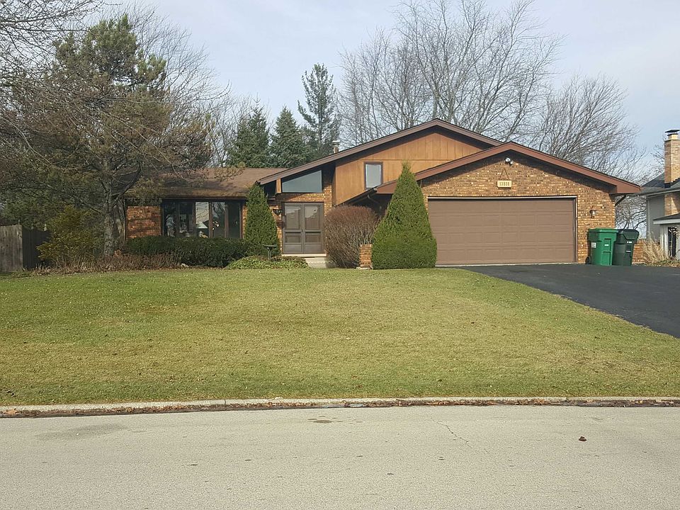 1st image of 13838 W Dublin Dr
