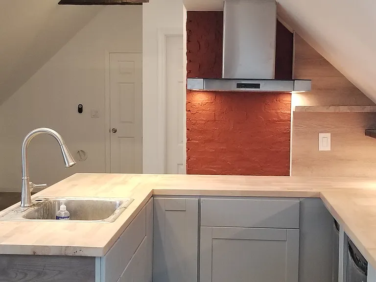 130 Chestnut St #3 — Photo 18