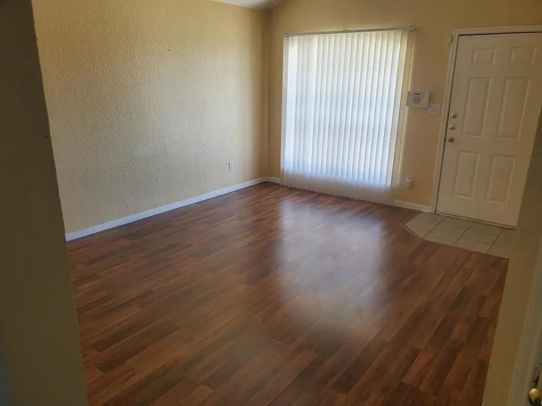4409 Thunder Creek Dr #B — Photo 12