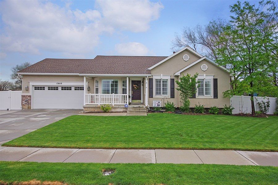 1st image of 12668 S Ann Christine Ct