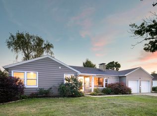 518 W Ridgemont Rd, Peoria, IL 61614