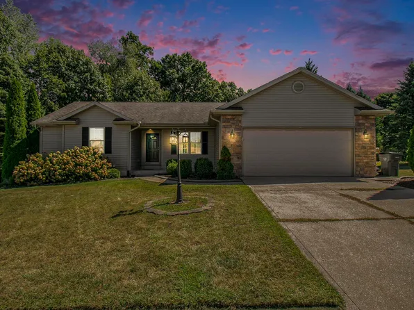 971 Summer Hill Ct, Middlebury, IN 46540