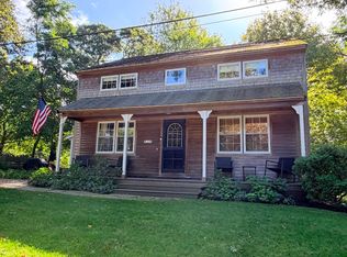 39 Chickawaukee St, Oak Bluffs, MA 02557