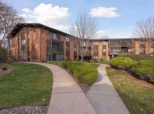 10113 W 34th St APT 108, Hopkins, MN 55305