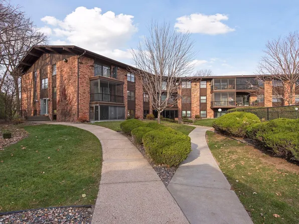 10113 W 34th St APT 108, Hopkins, MN 55305