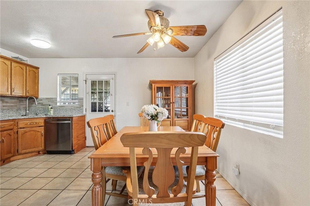 11837 161st St, Norwalk, CA - View 5
