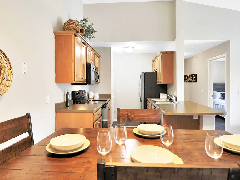 Kensington Park Apartments — Photo 7