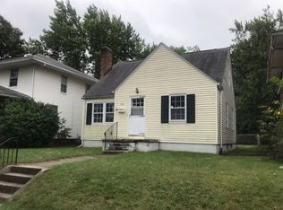 906 E Calvert St, South Bend, IN 46613