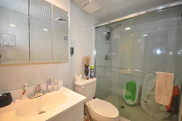 Rented by Corcoran | media 7